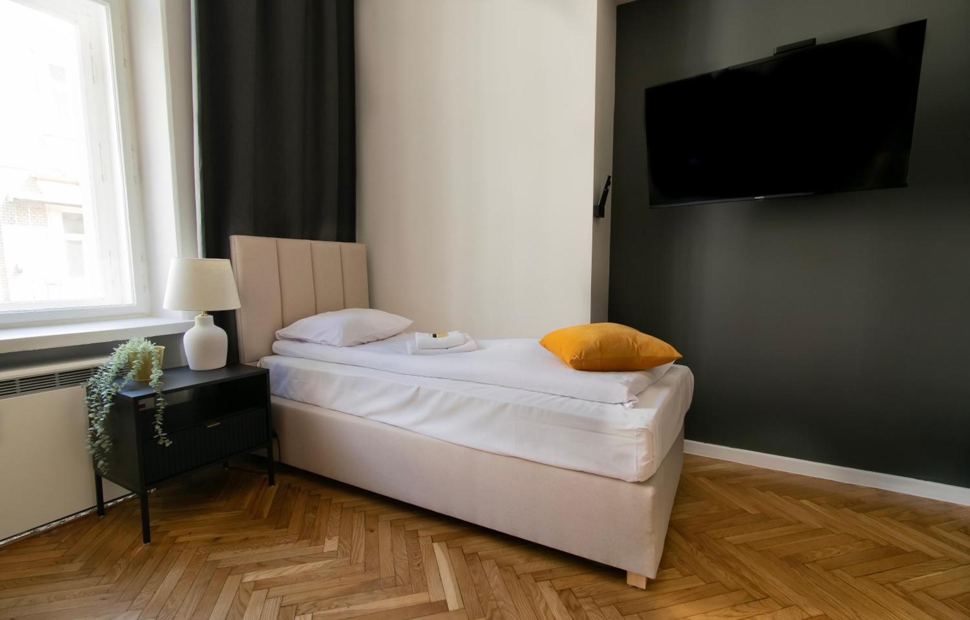 Modern Apartments Pilsudskiego Street Krasków Exterior foto